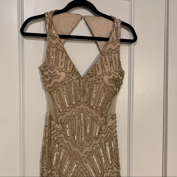 ADRIANNA PAPELL FORMAL EVENING DRESS - Picture 5 of 8